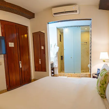 Hotel Boutique Santo Toribio 4*